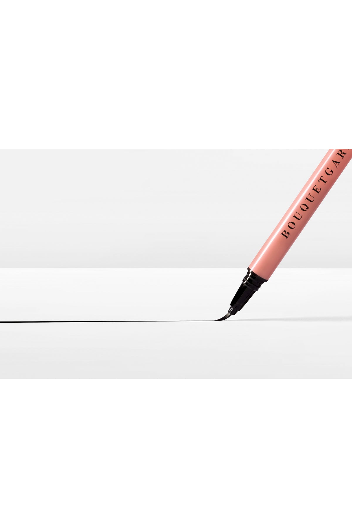 Bouquet Garni Edge Proof Pen Eyeliner Deep Black Edge Proof Dağılmayan Kömür Siyahı Keçe Uçlu Eyeliner